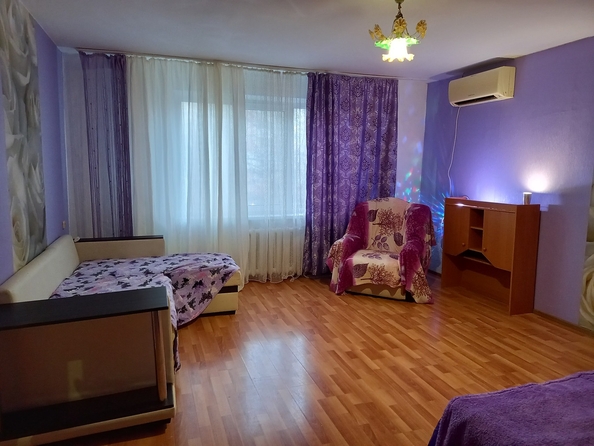 
   Продам 1-комнатную, 50 м², Ленина ул, 153

. Фото 12.