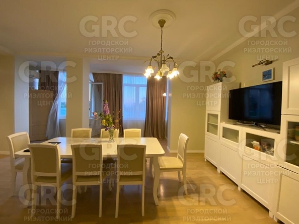 
   Продам 3-комнатную, 112 м², Нагорная ул, 19а

. Фото 1.