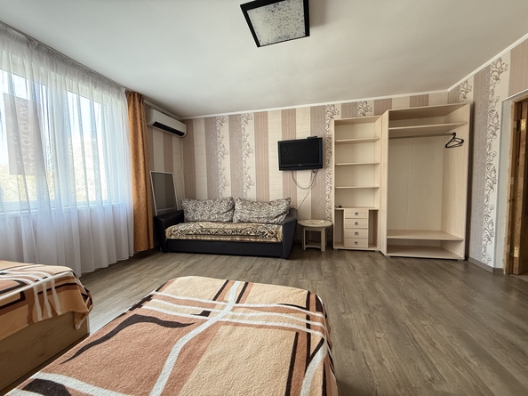 
   Продам 2-комнатную, 75 м², Омелькова ул, 3

. Фото 7.