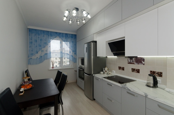 
  Продается 1-комн. квартира, 40 м², Ленина ул, д. 15
. Фото 9.