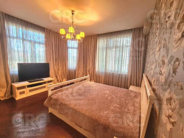 
   Продам 3-комнатную, 118 м², Первомайская ул, 13

. Фото 13.