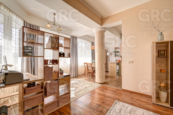 
   Продам 2-комнатную, 100 м², Рахманинова пер, 44

. Фото 3.