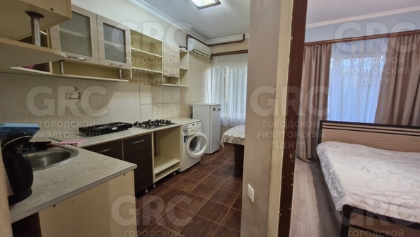 
   Продам 2-комнатную, 30 м², Восточная ул, 8В

. Фото 1.