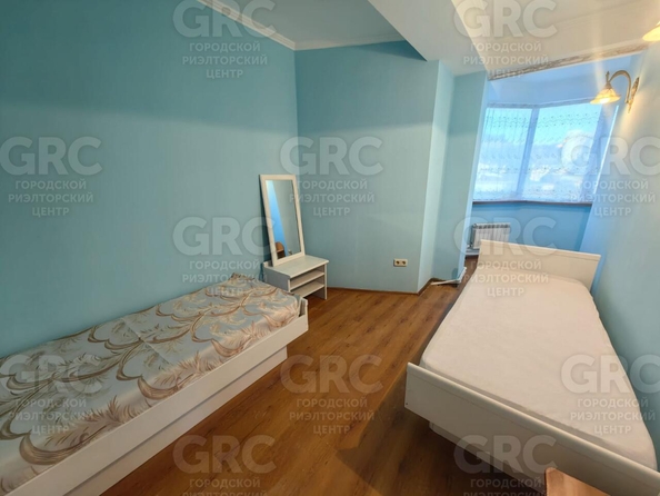 
   Продам 5-комнатную, 122.2 м², Крымская ул, 25А

. Фото 10.