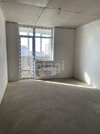 
   Продам 2-комнатную, 66.3 м², Стахановская ул, 1/3

. Фото 2.