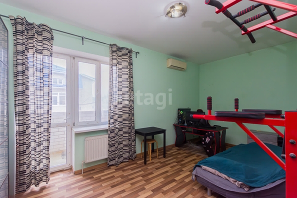 
   Продам 1-комнатную, 41.8 м², Черкасская ул, 107

. Фото 3.