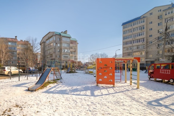 
   Продам 3-комнатную, 153.5 м², Аксайская ул, 44

. Фото 48.