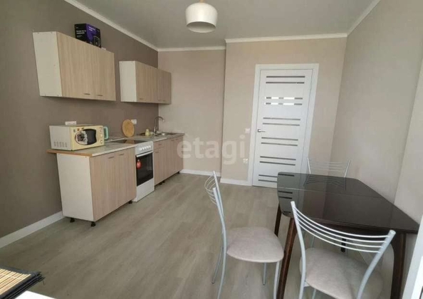 
  Сдам в аренду 2-комнатную квартиру, 60 м², Краснодар

. Фото 7.