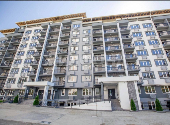 
   Продам 1-комнатную, 37 м², Дачная ул, 28/4

. Фото 1.