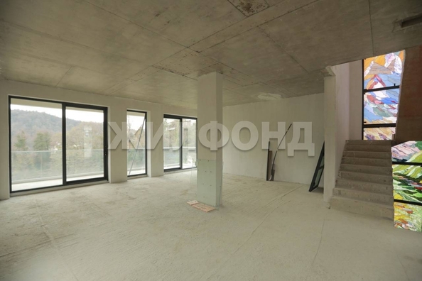 
   Продам дом, 260 м², Сочи

. Фото 2.