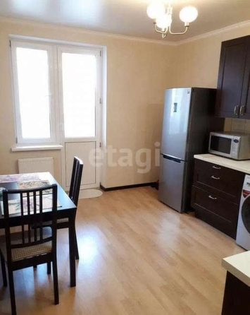 
  Сдам в аренду 1-комнатную квартиру, 45 м², Краснодар

. Фото 2.