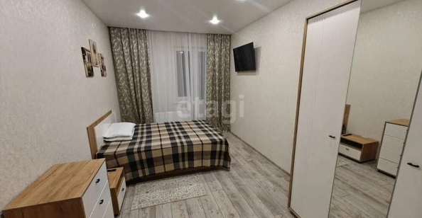 
  Сдам в аренду 1-комнатную квартиру, 43 м², Краснодар

. Фото 2.