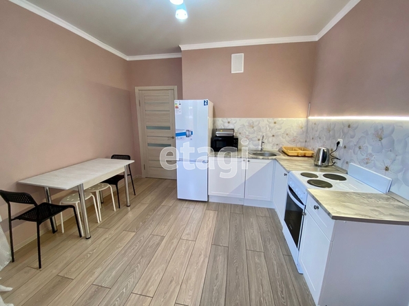 
  Сдам в аренду 1-комнатную квартиру, 36.6 м², Краснодар

. Фото 1.