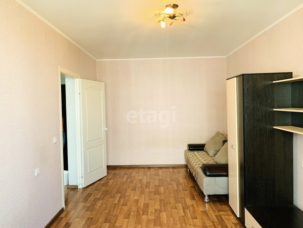 
   Продам 1-комнатную, 35.1 м², Котлярова Н.С. ул, 17

. Фото 3.