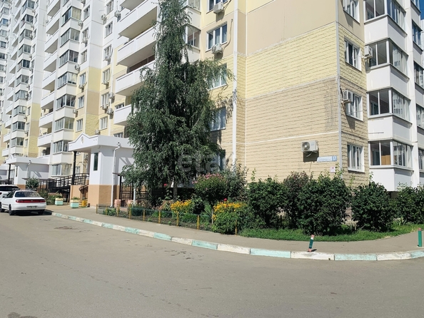 
   Продам 1-комнатную, 35.1 м², Котлярова Н.С. ул, 17

. Фото 34.