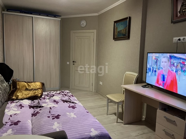 
   Продам 3-комнатную, 77.5 м², Цезаря Куникова ул, 24/1

. Фото 4.