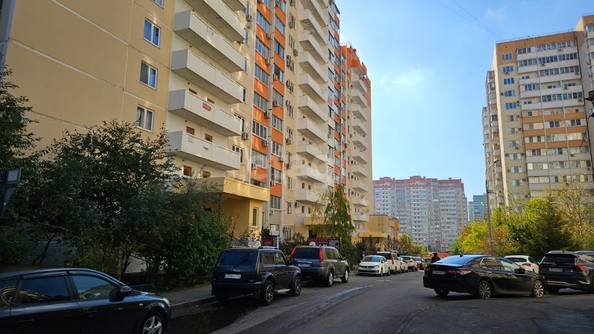 
   Продам 2-комнатную, 64.7 м², Героя Аверкиева А.А. ул, 22

. Фото 16.