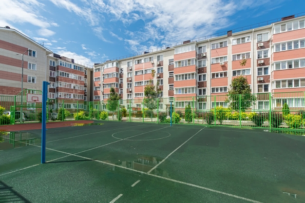 
   Продам 2-комнатную, 53.3 м², краеведа Соловьёва В.А. ул, 6/2

. Фото 24.