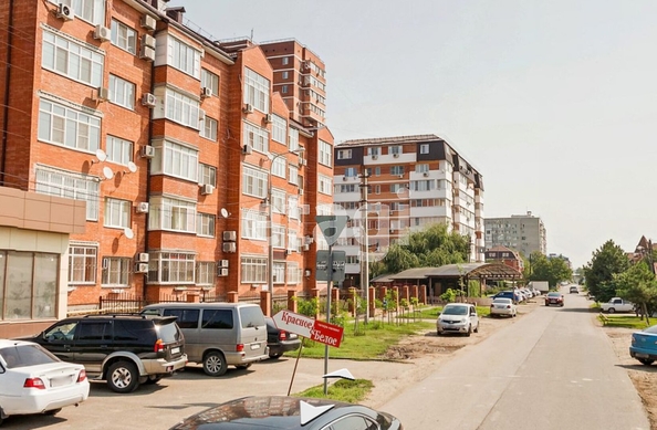 
   Продам 5-комнатную, 180.5 м², КИМ ул, 141

. Фото 15.