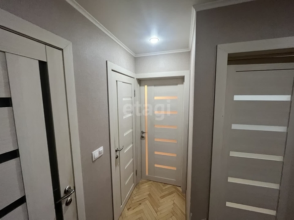 
   Продам 2-комнатную, 53.6 м², Александра Покрышкина ул, 18

. Фото 11.