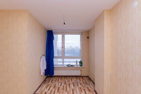 
   Продам 3-комнатную, 100.1 м², Александра Покрышкина ул, 4/10

. Фото 3.