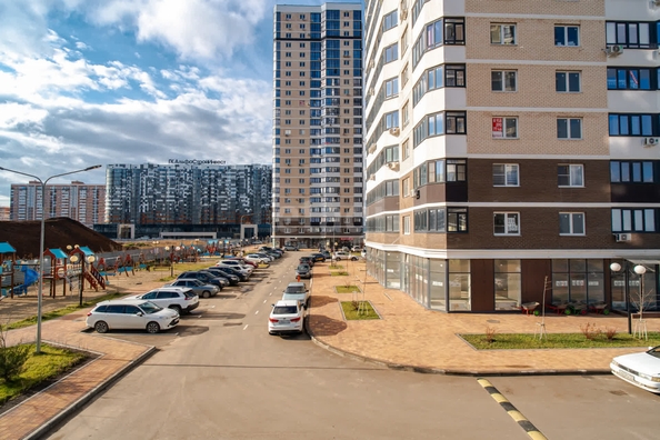 
   Продам 3-комнатную, 71.7 м², Адмирала Пустошкина б-р, 11/3

. Фото 30.