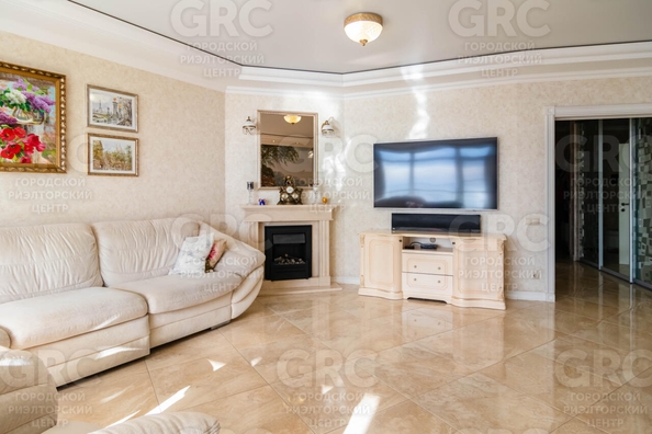 
   Продам 4-комнатную, 140 м², Ленина ул, 219/35

. Фото 5.