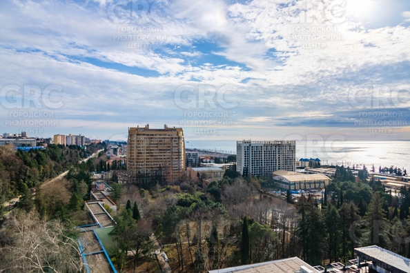 
   Продам 4-комнатную, 140 м², Ленина ул, 219/35

. Фото 8.