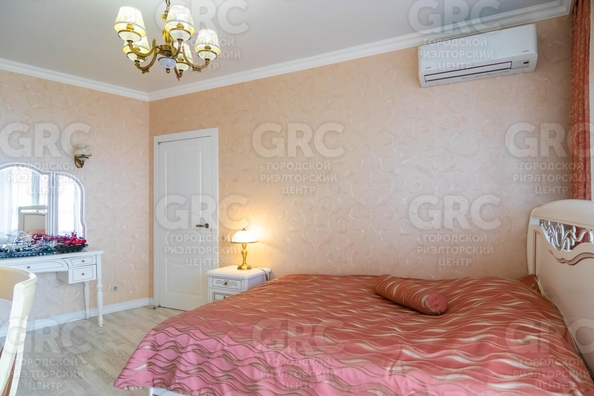 
   Продам 4-комнатную, 140 м², Ленина ул, 219/35

. Фото 25.