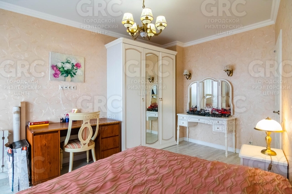 
   Продам 4-комнатную, 140 м², Ленина ул, 219/35

. Фото 26.