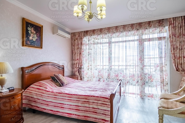 
   Продам 4-комнатную, 140 м², Ленина ул, 219/35

. Фото 30.