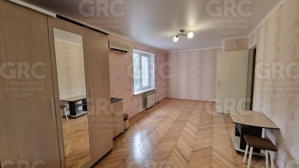 
   Продам 1-комнатную, 41 м², Возрождения ул, 14

. Фото 1.