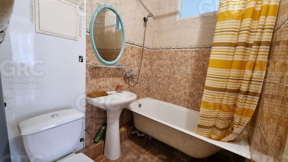 
   Продам 1-комнатную, 41 м², Возрождения ул, 14

. Фото 13.