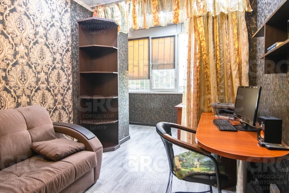 
   Продам 3-комнатную, 100 м², Грибоедова ул, 30

. Фото 13.