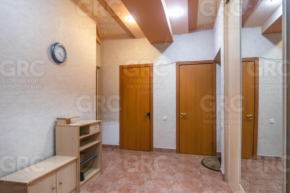 
   Продам 3-комнатную, 100 м², Грибоедова ул, 30

. Фото 16.