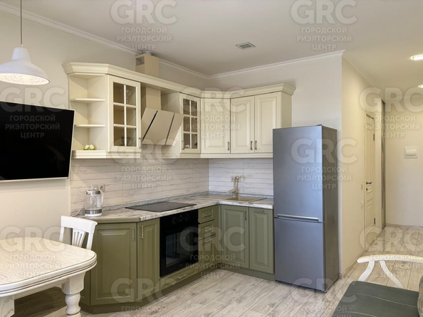 
  Продается 1-комн. квартира, 35 м², Учительская ул, д. 9
. Фото 2.