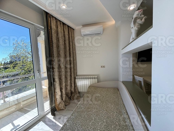 
  Продается 1-комн. квартира, 35 м², Учительская ул, д. 9
. Фото 4.