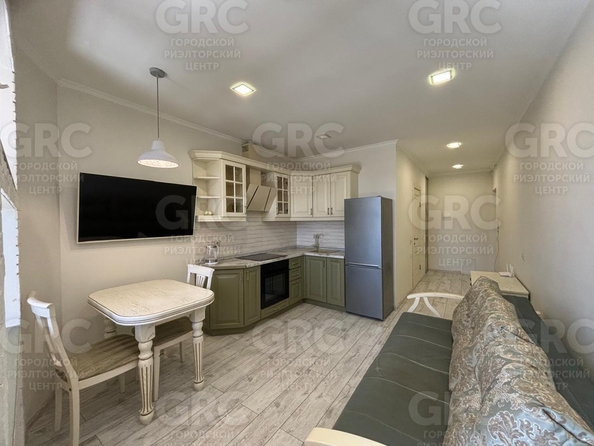 
  Продается 1-комн. квартира, 35 м², Учительская ул, д. 9
. Фото 30.