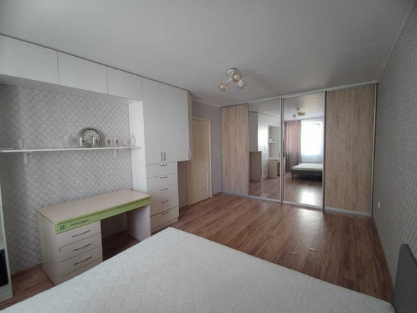 
   Продам 1-комнатную, 37 м², Адмирала Пустошкина ул, 10

. Фото 12.