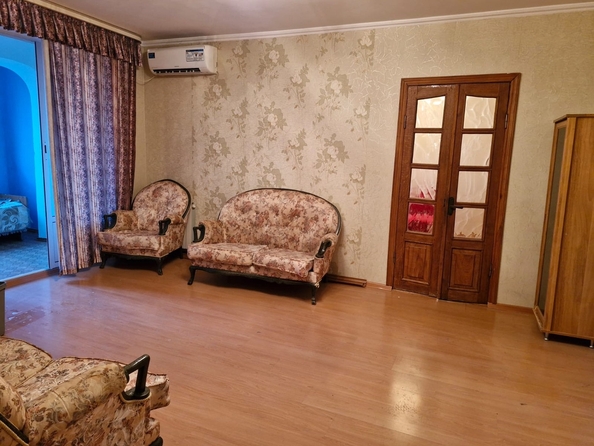 
   Продам 4-комнатную, 93 м², Ленина ул, 143

. Фото 4.