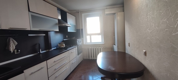 
   Продам 4-комнатную, 93 м², Ленина ул, 143

. Фото 15.