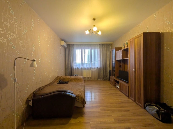 
   Продам 1-комнатную, 44.3 м², Александра Покрышкина ул, 2/2

. Фото 1.