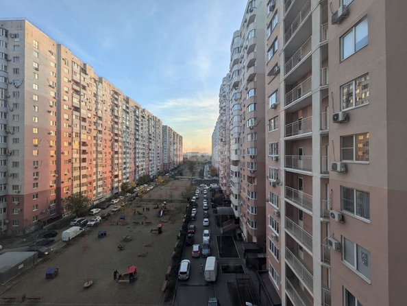 
   Продам 1-комнатную, 44.3 м², Александра Покрышкина ул, 2/2

. Фото 7.