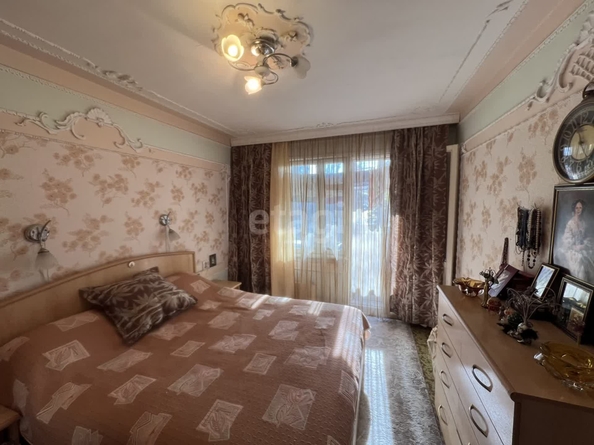 
   Продам 3-комнатную, 73.2 м², Сормовская ул, 201

. Фото 2.