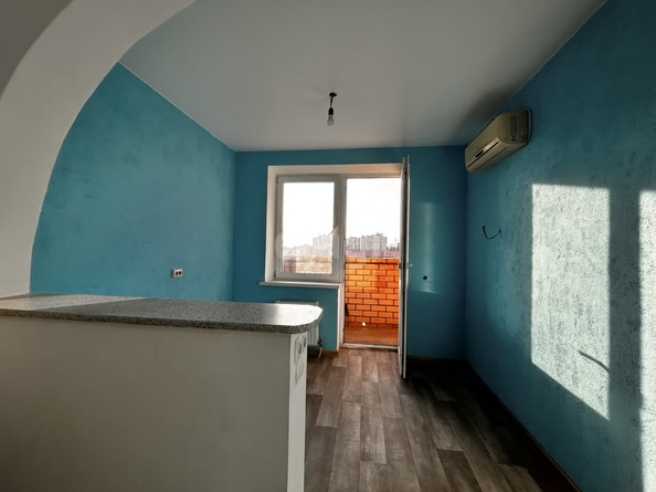 
   Продам 2-комнатную, 42.3 м², писателя Знаменского пр-кт, 9/3

. Фото 4.