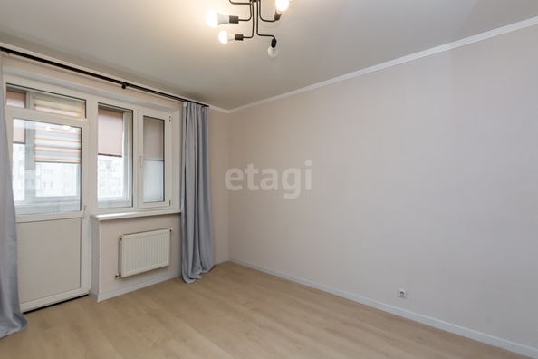 
   Продам 1-комнатную, 31.3 м², Сергея Есенина ул, 112

. Фото 12.