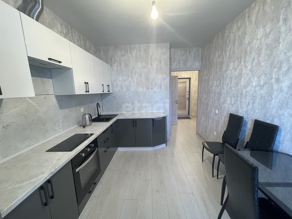 
   Продам 1-комнатную, 45 м², Симиренко ул, 71/1

. Фото 2.