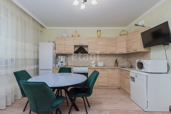 
   Продам 3-комнатную, 108.8 м², Буденного ул, 129

. Фото 30.