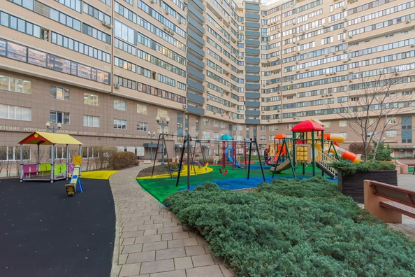 
   Продам 3-комнатную, 108.8 м², Буденного ул, 129

. Фото 45.