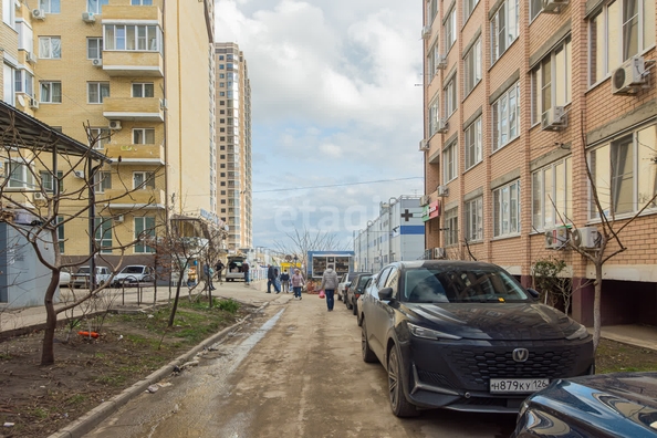 
   Продам 2-комнатную, 57.8 м², Рахманинова С.В. ул, 31

. Фото 36.